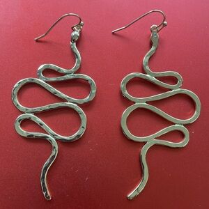 New women snake 🐍 earnings